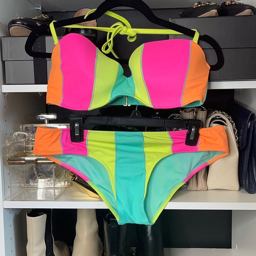 Victoria’s Secret Bikini